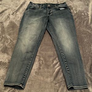 Maurices jeans